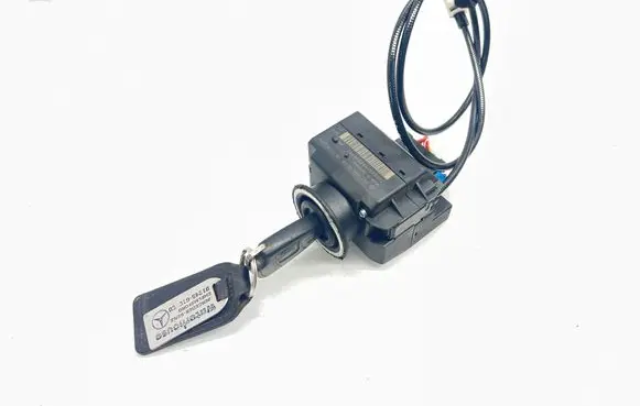 Mercedes-Benz E W211 Ignition lock 2115451408