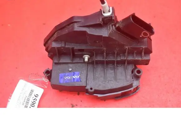 Volvo S60 Front door lock 31349860