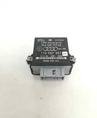 Skoda Octavia Mk2 (1Z) Light module LCM 1T0907357