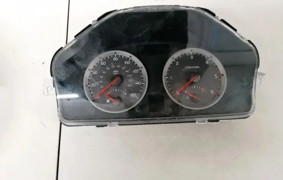 Volvo S40 Speedometer (instrument cluster) 30728644 8602881