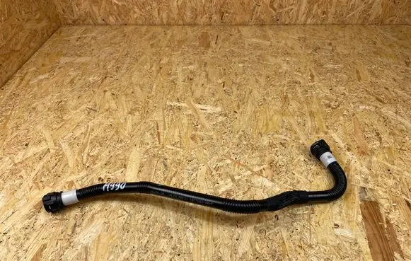 Tesla Model 3 Engine coolant pipe/hose 1077603-00-F