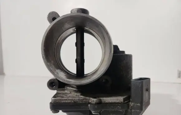 Audi Q7 4L Throttle valve 059145950H 2410072256 A2C53249890
