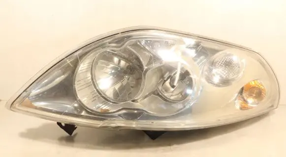 Renault Master III Headlight/headlamp 260100049R