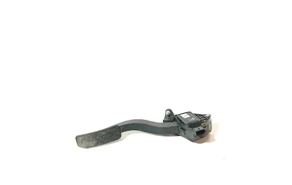 Jaguar XE Accelerator throttle pedal J1503180117