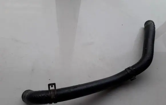 Renault Safrane Engine coolant pipe/hose 