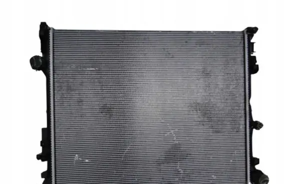 Mercedes-Benz G W463 2nd Gen Coolant radiator A1675006201