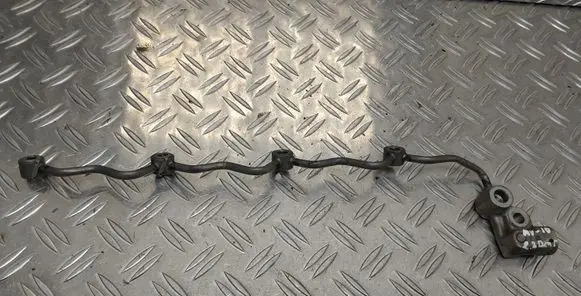 Toyota Avensis T270 Fuel main line pipe