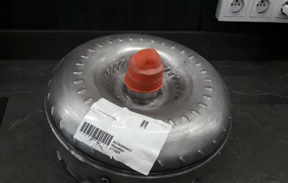 Mercedes-Benz CLS C218 X218 Torque converter A2052500402