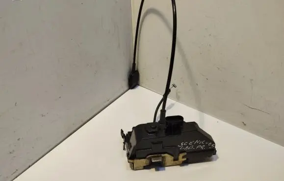 Renault Scenic II - Grand scenic II Front door lock 119121