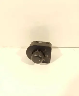Volkswagen Golf IV Wing mirror switch 1J2959565D 3568