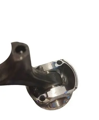 Subaru Legacy Piston with connecting rod