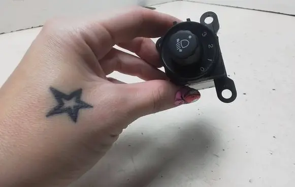 Honda Civic Headlight level height control switch M30424