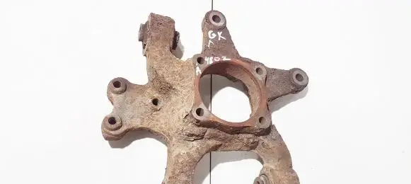 Rear wheel hub