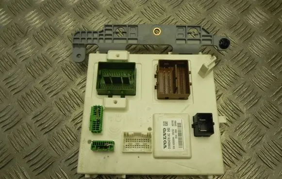 Volvo S90, V90 Comfort/convenience module 31665478 T9366