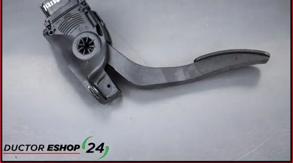 Ford Fiesta Accelerator throttle pedal 8V219F836AB 8V219F836