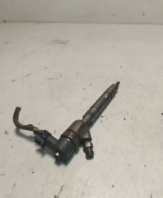 KIA Ceed Fuel injector 338002A400 0445110256