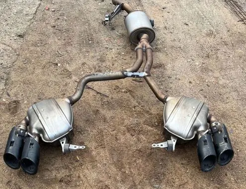 Porsche Macan (95B) Rear muffler/silencer tail pipe 