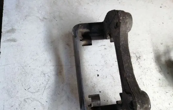 Opel Insignia A Front Brake Caliper Pad/Carrier 