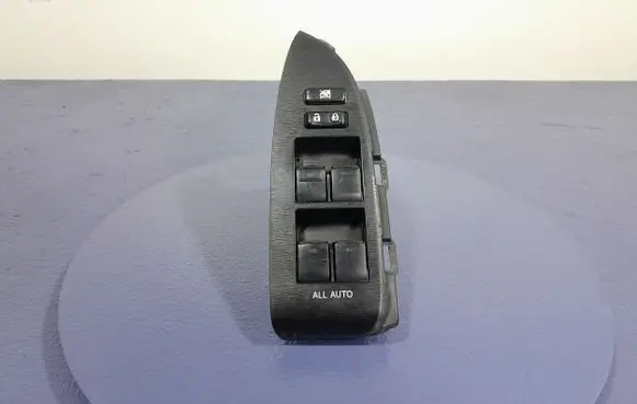 Toyota Prius (XW30) Electric window control switch 74232-47090