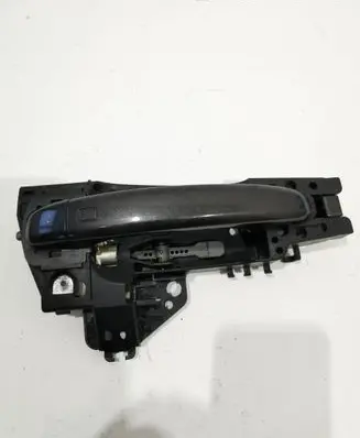 Rear door exterior handle/bracket