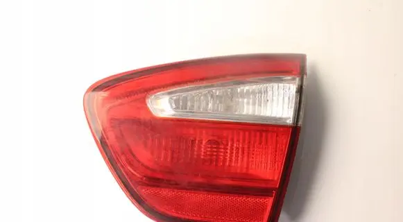 KIA Rio Tailgate rear/tail lights