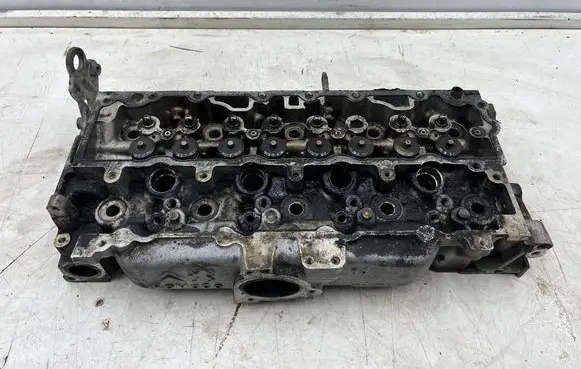Ford C-MAX II Engine head 9684487210 T3DB