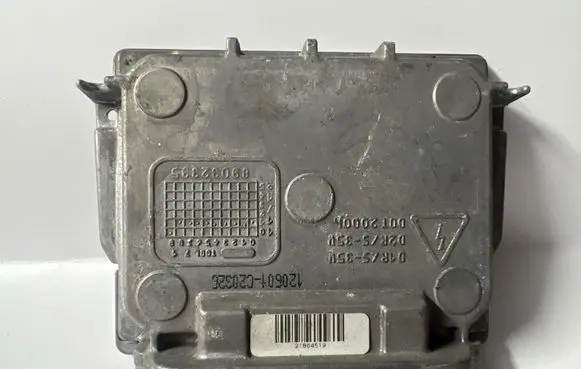 Volvo XC60 Headlight ballast module Xenon 89034934