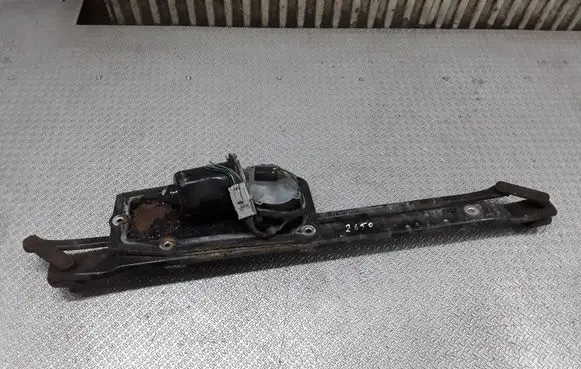 Land Rover Discovery Front wiper linkage and motor