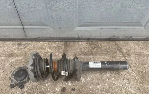 BMW X1 F48 F49 Front shock absorber/damper 33316882849 6882849