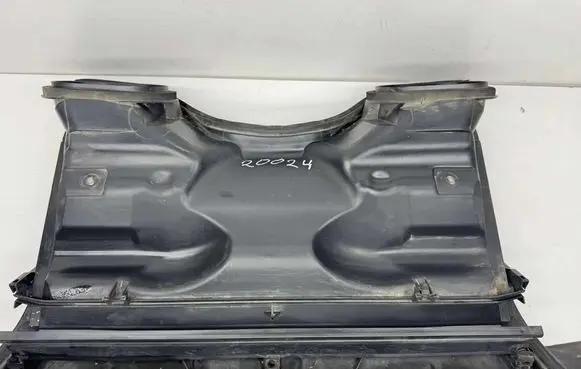 BMW X5 E53 Air intake duct part 64318409049