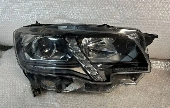 Peugeot Rifter Headlight/headlamp 9816827180 9014621810RH