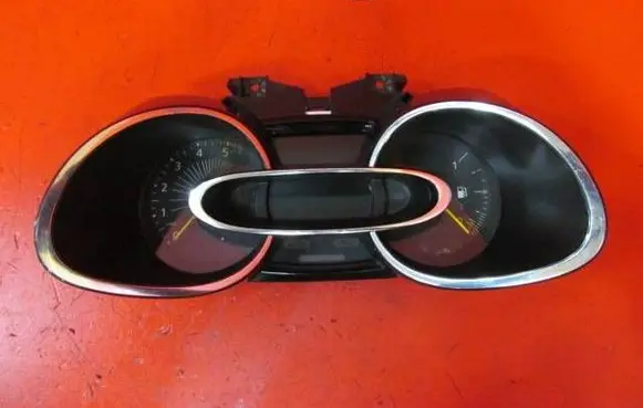 Renault Clio IV Speedometer (instrument cluster) 248104888R