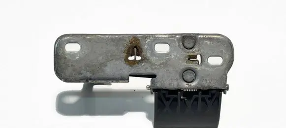 Volkswagen PASSAT B7 Engine bonnet/hood lock/latch loop/hook 3AA823480 27082