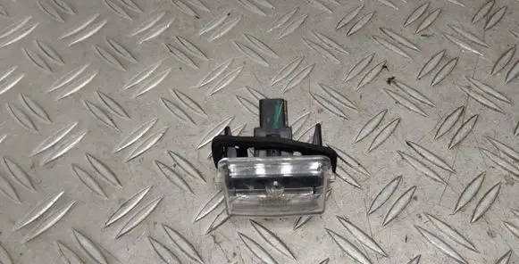 Toyota Auris E180 Number plate light