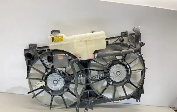 Lexus IS III XE30 Fan set 1671131610 1636141440 1636341430