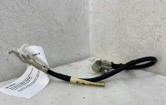 Toyota Prius (XW30) Negative earth cable (battery) 8212347040