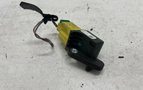 Volkswagen PASSAT B7 Airbag deployment crash/impact sensor 5N0959351