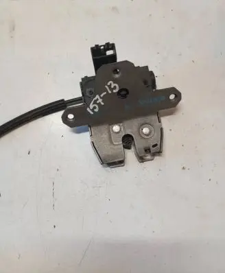 Volvo S60 Tailgate/trunk/boot lock/catch/latch 31335051