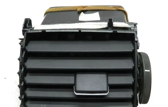 Toyota Avensis T270 Dash center air vent grill 5567005160