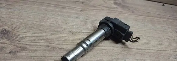 High voltage ignition coil