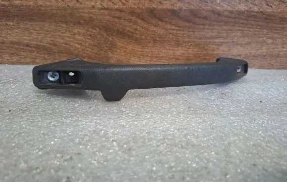 Volkswagen PASSAT B2 Front interior roof grab handle 321857615