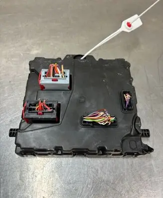 Renault Master III Fuse box set 284B18392R