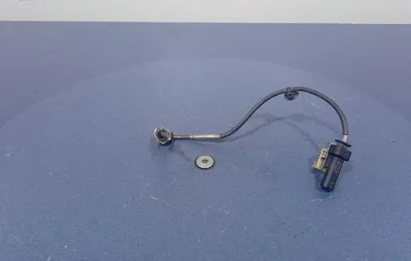 Opel Insignia A Interior temperature sensor 13583196