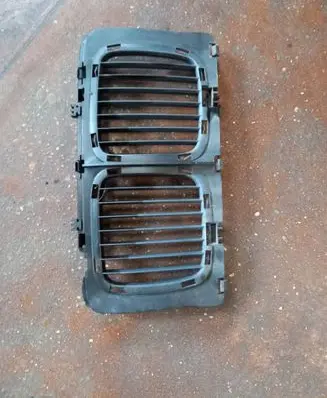 BMW 5 E34 Front grill 51131973825