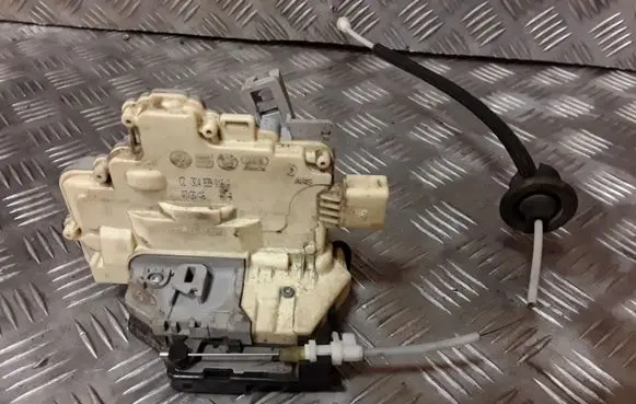 Audi Q7 4L Rear door lock 3C4839016A