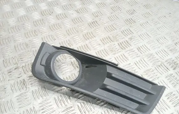 Front bumper lower grill