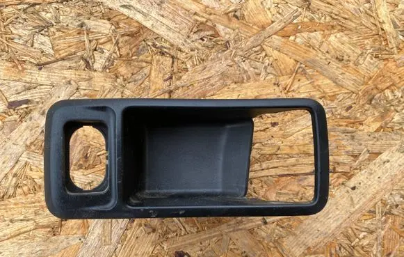Ford Focus Front door window switch trim 3M51226A36ADW