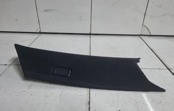 BMW 5 E60 E61 (C) pillar trim 7061343 52107010