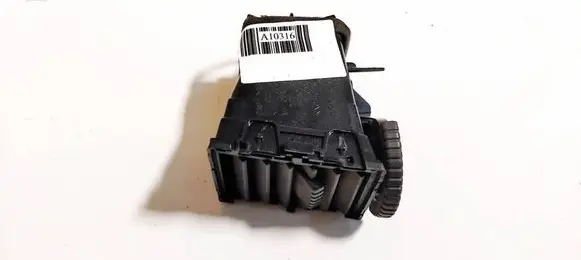Nissan X-Trail T30 Dash center air vent grill 68751eq000 e647-5171