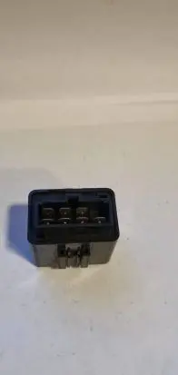 Mitsubishi Lancer Window wiper relay Mb261624